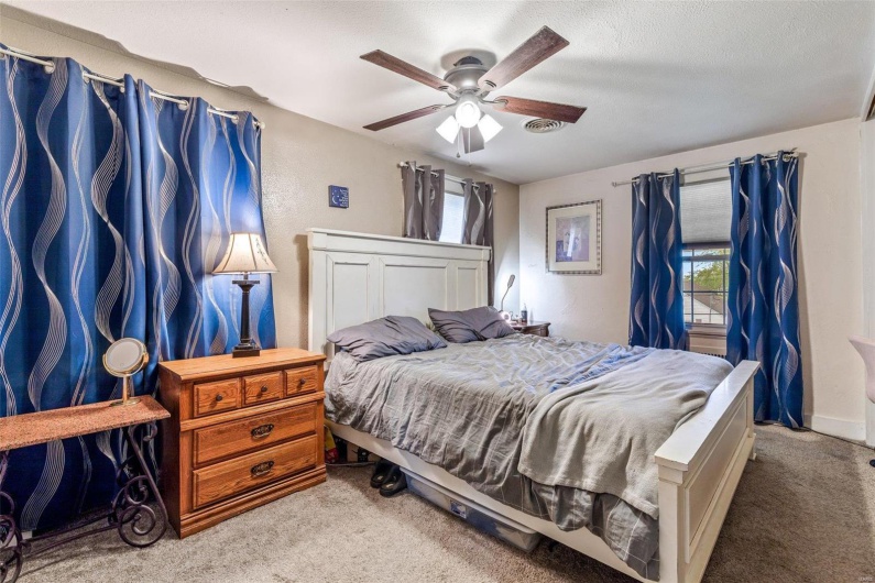 404 Marshall Street, Fredericktown, Missouri 63645, 4 Bedrooms Bedrooms, 9 Rooms Rooms,3 BathroomsBathrooms,Residential,For Sale,Marshall,MAR24060981