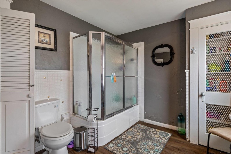 404 Marshall Street, Fredericktown, Missouri 63645, 4 Bedrooms Bedrooms, 9 Rooms Rooms,3 BathroomsBathrooms,Residential,For Sale,Marshall,MAR24060981