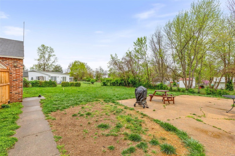 404 Marshall Street, Fredericktown, Missouri 63645, 4 Bedrooms Bedrooms, 9 Rooms Rooms,3 BathroomsBathrooms,Residential,For Sale,Marshall,MAR24060981