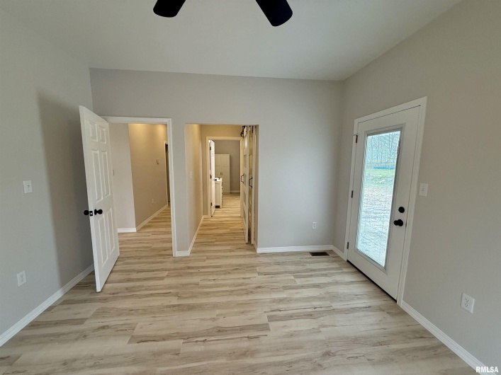 1306 LAURA Lane, Marion, Illinois 62959, 3 Bedrooms Bedrooms, 0 ,2 BathroomsBathrooms,Residential,For Sale,LAURA,0,RMAQC4262234