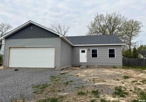 1306 LAURA Lane, Marion, Illinois 62959, 3 Bedrooms Bedrooms, 0 ,2 BathroomsBathrooms,Residential,For Sale,LAURA,0,RMAQC4262234