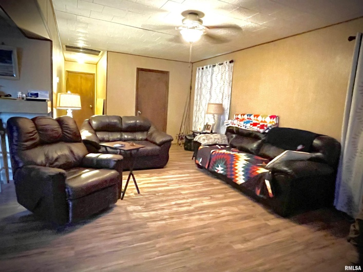 225 ARROWHEAD Drive, Goreville, Illinois 62939, 4 Bedrooms Bedrooms, 0 ,1 BathroomBathrooms,Residential,For Sale,ARROWHEAD,0,RMAQC4262253