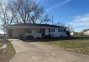 1300 Zaida Avenue, Caruthersville, Missouri 63830, 3 Bedrooms Bedrooms, 8 Rooms Rooms,1 BathroomBathrooms,Residential,For Sale,Zaida,MAR25013799