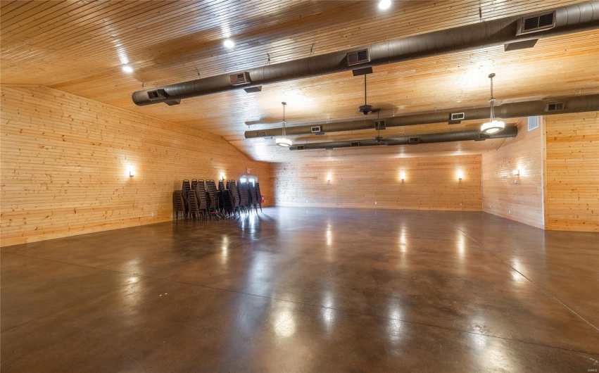 21124 Cave Road, Ste Genevieve, Missouri 63670, ,Commercial Sale,For Sale,Cave,MAR25023289