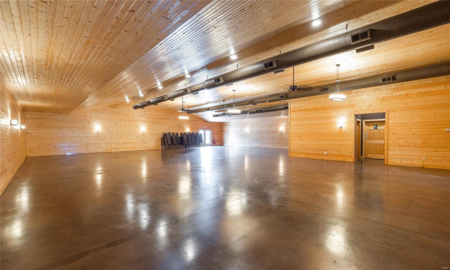 21124 Cave Road, Ste Genevieve, Missouri 63670, ,Commercial Sale,For Sale,Cave,MAR25023289