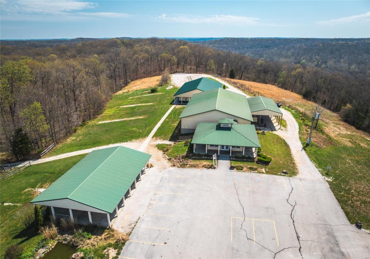21124 Cave Road, Ste Genevieve, Missouri 63670, ,Commercial Sale,For Sale,Cave,MAR25023289
