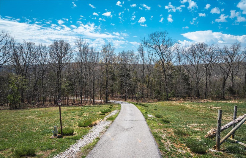 21124 Cave Road, Ste Genevieve, Missouri 63670, ,Commercial Sale,For Sale,Cave,MAR25023289