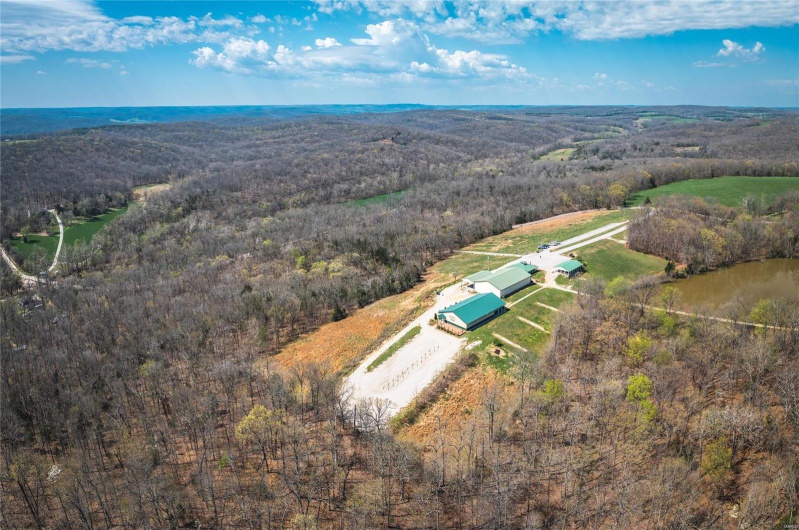 21124 Cave Road, Ste Genevieve, Missouri 63670, ,Commercial Sale,For Sale,Cave,MAR25023289