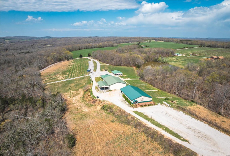21124 Cave Road, Ste Genevieve, Missouri 63670, ,Commercial Sale,For Sale,Cave,MAR25023289