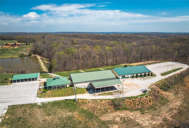 21124 Cave Road, Ste Genevieve, Missouri 63670, ,Commercial Sale,For Sale,Cave,MAR25023289