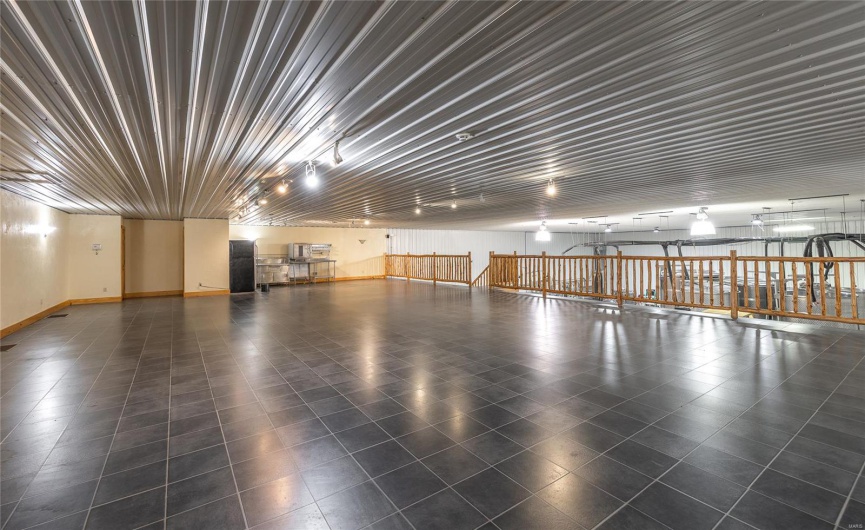 21124 Cave Road, Ste Genevieve, Missouri 63670, ,Commercial Sale,For Sale,Cave,MAR25023289
