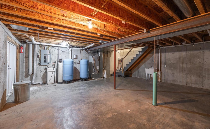 21124 Cave Road, Ste Genevieve, Missouri 63670, ,Commercial Sale,For Sale,Cave,MAR25023289