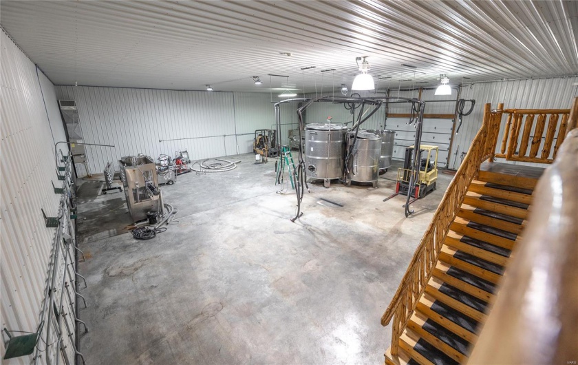 21124 Cave Road, Ste Genevieve, Missouri 63670, ,Commercial Sale,For Sale,Cave,MAR25023289