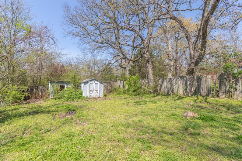 1423 North Main Street, Poplar Bluff, Missouri 63901, 3 Bedrooms Bedrooms, 7 Rooms Rooms,2 BathroomsBathrooms,Residential,For Sale,North Main Street,MAR25022717
