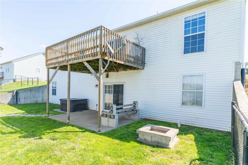 156 Glen Drive, Jackson, Missouri 63755, 5 Bedrooms Bedrooms, 13 Rooms Rooms,2 BathroomsBathrooms,Residential,For Sale,Glen,MAR25023282