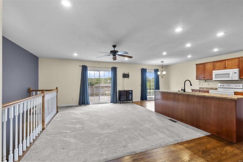 156 Glen Drive, Jackson, Missouri 63755, 5 Bedrooms Bedrooms, 13 Rooms Rooms,2 BathroomsBathrooms,Residential,For Sale,Glen,MAR25023282