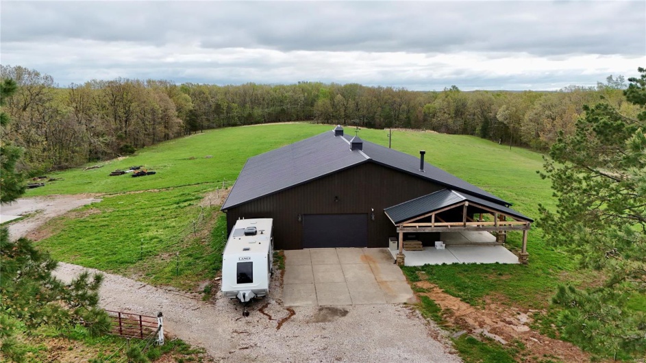 15096 Highway T, Perryville, Missouri 63775, 2 Bedrooms Bedrooms, 5 Rooms Rooms,1 BathroomBathrooms,Residential,For Sale,Highway T,MAR25003543
