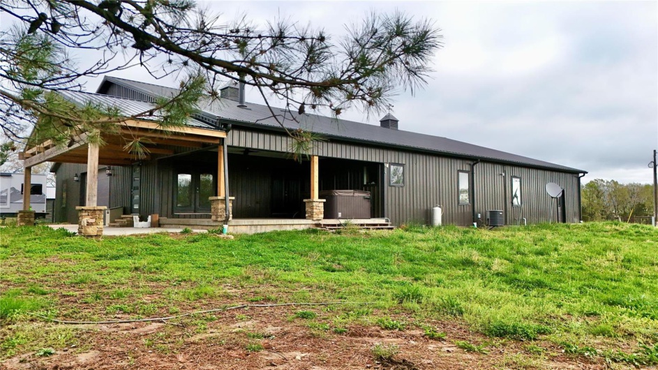 15096 Highway T, Perryville, Missouri 63775, 2 Bedrooms Bedrooms, 5 Rooms Rooms,1 BathroomBathrooms,Residential,For Sale,Highway T,MAR25003543