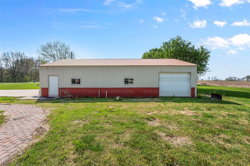 661 County Highway 261, Oran, Missouri 63771, 3 Bedrooms Bedrooms, 12 Rooms Rooms,3 BathroomsBathrooms,Residential,For Sale,County Highway 261,MAR25023052
