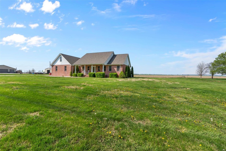 661 County Highway 261, Oran, Missouri 63771, 3 Bedrooms Bedrooms, 12 Rooms Rooms,3 BathroomsBathrooms,Residential,For Sale,County Highway 261,MAR25023052