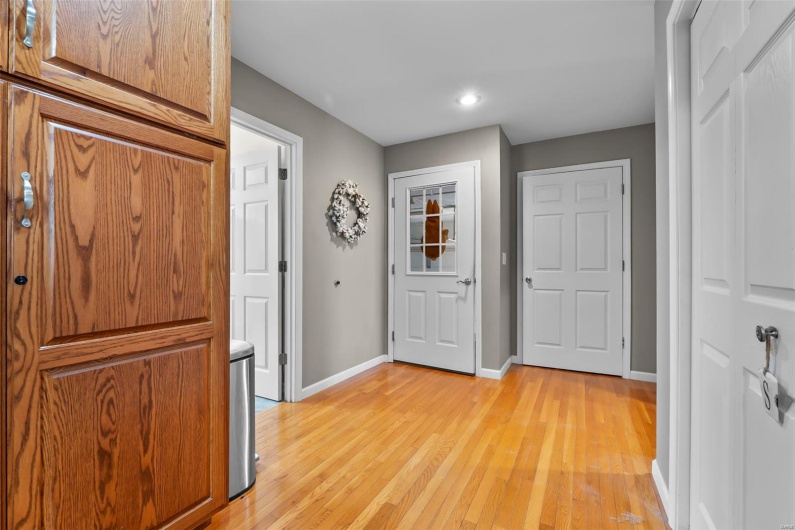 661 County Highway 261, Oran, Missouri 63771, 3 Bedrooms Bedrooms, 12 Rooms Rooms,3 BathroomsBathrooms,Residential,For Sale,County Highway 261,MAR25023052