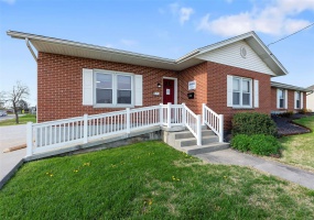 407 Saint Joseph, Perryville, Missouri 63775, ,Commercial Sale,For Sale,Saint Joseph,MAR25022163
