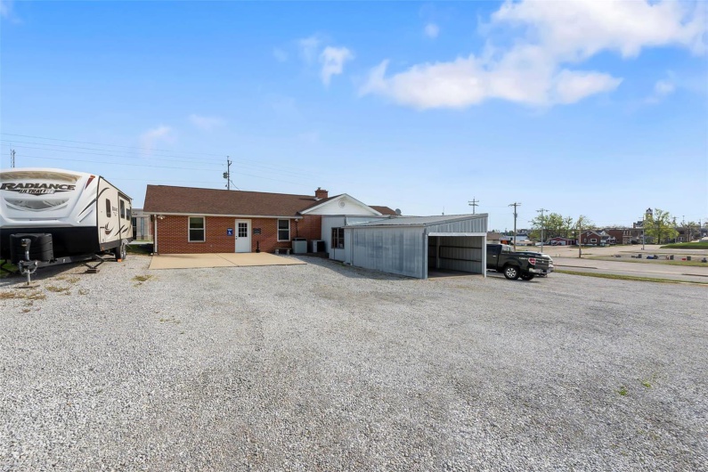 407 Saint Joseph, Perryville, Missouri 63775, ,Commercial Sale,For Sale,Saint Joseph,MAR25022163