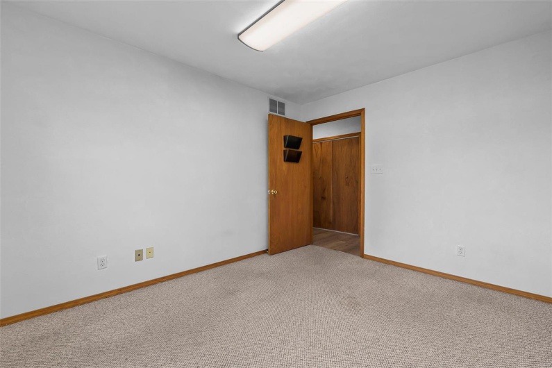 407 Saint Joseph, Perryville, Missouri 63775, ,Commercial Sale,For Sale,Saint Joseph,MAR25022163