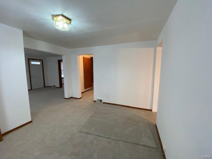 401 Waters Street, Perryville, Missouri 63775, 2 Bedrooms Bedrooms, 6 Rooms Rooms,1 BathroomBathrooms,Residential,For Sale,Waters,MAR25022884