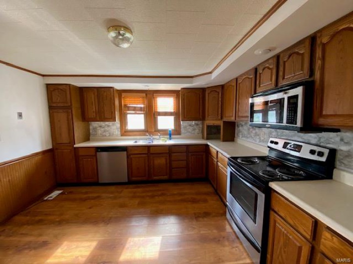 401 Waters Street, Perryville, Missouri 63775, 2 Bedrooms Bedrooms, 6 Rooms Rooms,1 BathroomBathrooms,Residential,For Sale,Waters,MAR25022884