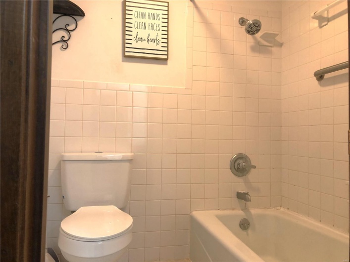 1210 Prairie, Bloomfield, Missouri 63825, 3 Bedrooms Bedrooms, 9 Rooms Rooms,2 BathroomsBathrooms,Residential,For Sale,Prairie,MAR24075593