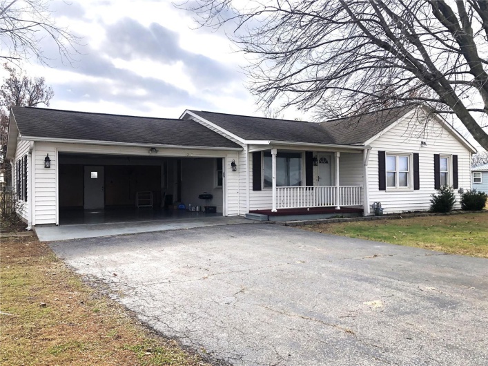 1210 Prairie, Bloomfield, Missouri 63825, 3 Bedrooms Bedrooms, 9 Rooms Rooms,2 BathroomsBathrooms,Residential,For Sale,Prairie,MAR24075593