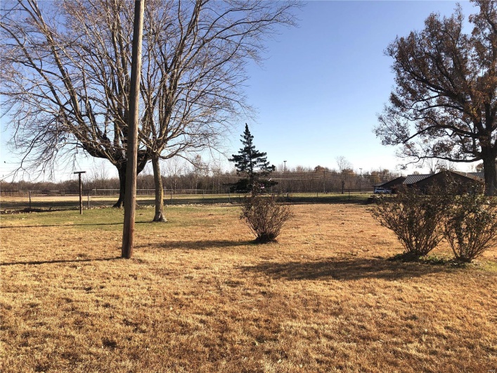 1210 Prairie, Bloomfield, Missouri 63825, 3 Bedrooms Bedrooms, 9 Rooms Rooms,2 BathroomsBathrooms,Residential,For Sale,Prairie,MAR24075593