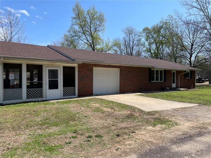 49 South St. Street, Piedmont, Missouri 63957, 3 Bedrooms Bedrooms, 8 Rooms Rooms,2 BathroomsBathrooms,Residential,For Sale,South St.,MAR25022568