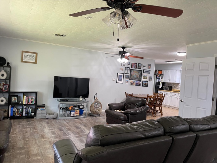 49 South St. Street, Piedmont, Missouri 63957, 3 Bedrooms Bedrooms, 8 Rooms Rooms,2 BathroomsBathrooms,Residential,For Sale,South St.,MAR25022568