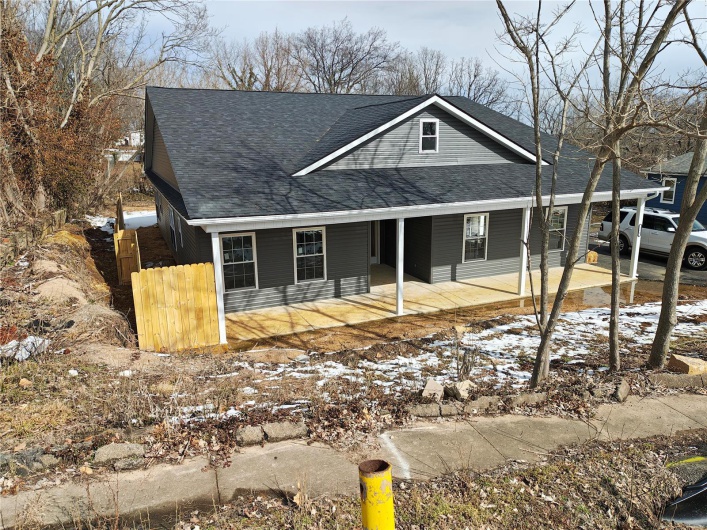 104 Ash Street, Bonne Terre, Missouri 63628, 3 Bedrooms Bedrooms, 7 Rooms Rooms,2 BathroomsBathrooms,Residential,For Sale,Ash,MAR25012236