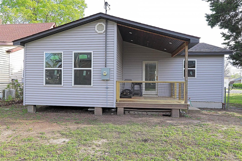 804 McPheeters, Oran, Missouri 63771, 2 Bedrooms Bedrooms, 4 Rooms Rooms,2 BathroomsBathrooms,Residential,For Sale,McPheeters,MAR25023541