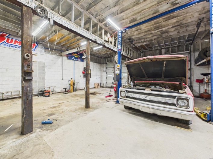205 Main Street, Gideon, Missouri 63848, ,Commercial Sale,For Sale,Main,MAR25023813