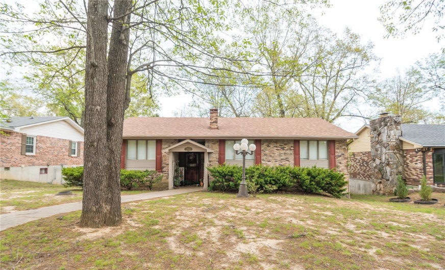 2018 Woodland Road, Poplar Bluff, Missouri 63901, 3 Bedrooms Bedrooms, 9 Rooms Rooms,2 BathroomsBathrooms,Residential,For Sale,Woodland,MAR25023834