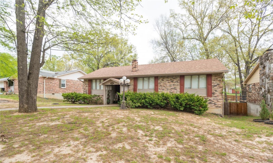 2018 Woodland Road, Poplar Bluff, Missouri 63901, 3 Bedrooms Bedrooms, 9 Rooms Rooms,2 BathroomsBathrooms,Residential,For Sale,Woodland,MAR25023834