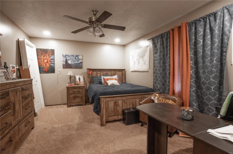 2018 Woodland Road, Poplar Bluff, Missouri 63901, 3 Bedrooms Bedrooms, 9 Rooms Rooms,2 BathroomsBathrooms,Residential,For Sale,Woodland,MAR25023834