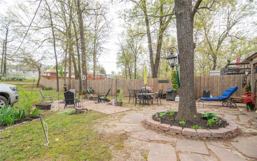 2018 Woodland Road, Poplar Bluff, Missouri 63901, 3 Bedrooms Bedrooms, 9 Rooms Rooms,2 BathroomsBathrooms,Residential,For Sale,Woodland,MAR25023834