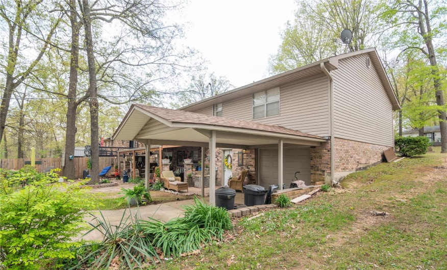 2018 Woodland Road, Poplar Bluff, Missouri 63901, 3 Bedrooms Bedrooms, 9 Rooms Rooms,2 BathroomsBathrooms,Residential,For Sale,Woodland,MAR25023834