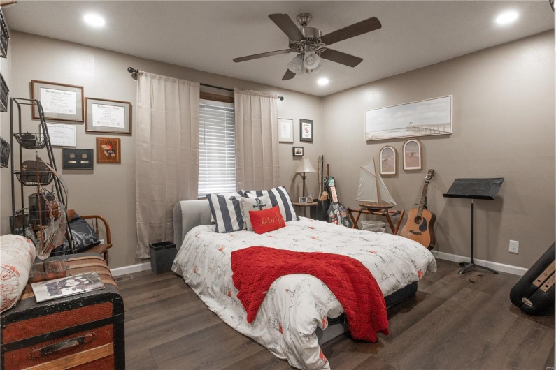 2018 Woodland Road, Poplar Bluff, Missouri 63901, 3 Bedrooms Bedrooms, 9 Rooms Rooms,2 BathroomsBathrooms,Residential,For Sale,Woodland,MAR25023834
