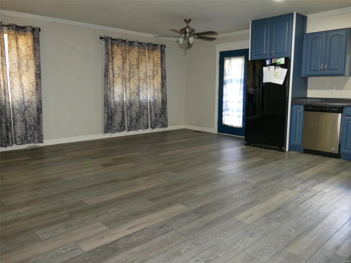 214 Mont Rouge Drive, Bonne Terre, Missouri 63628, 2 Bedrooms Bedrooms, 8 Rooms Rooms,1 BathroomBathrooms,Residential,For Sale,Mont Rouge,MAR25023864