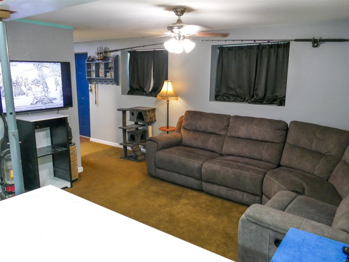 214 Mont Rouge Drive, Bonne Terre, Missouri 63628, 2 Bedrooms Bedrooms, 8 Rooms Rooms,1 BathroomBathrooms,Residential,For Sale,Mont Rouge,MAR25023864