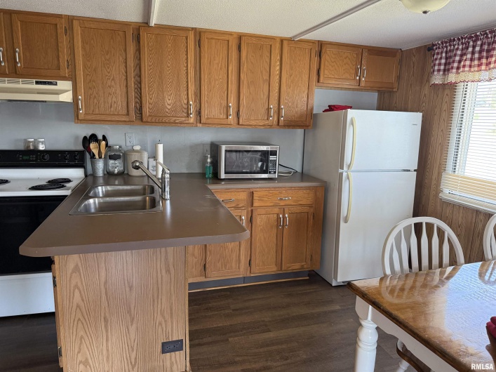 2380 Egyptian Hills Drive, Creal Springs, Illinois 62922, 3 Bedrooms Bedrooms, 0 ,1 BathroomBathrooms,Residential,For Sale,Egyptian Hills,0,RMAEB457557