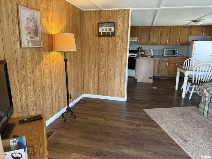 2380 Egyptian Hills Drive, Creal Springs, Illinois 62922, 3 Bedrooms Bedrooms, 0 ,1 BathroomBathrooms,Residential,For Sale,Egyptian Hills,0,RMAEB457557