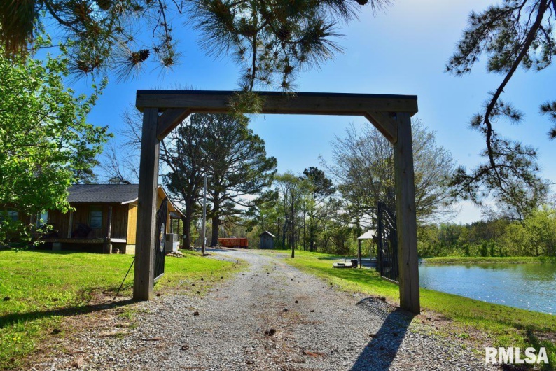 7454 MIDWAY Road, Metropolis, Illinois 62960, 3 Bedrooms Bedrooms, 0 ,2 BathroomsBathrooms,Land,For Sale,MIDWAY,0,RMACA1035784