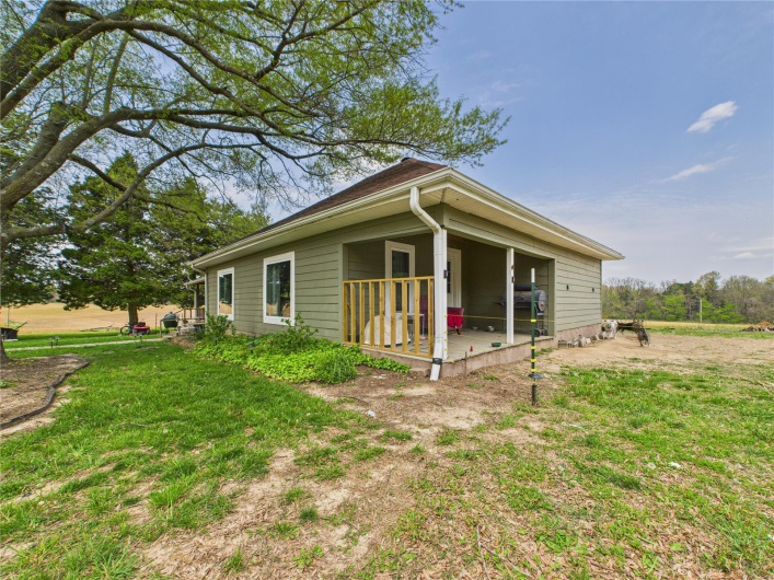 4627 County Road 651, Bernie, Missouri 63822, 2 Bedrooms Bedrooms, 6 Rooms Rooms,1 BathroomBathrooms,Residential,For Sale,County Road 651,MAR25023910